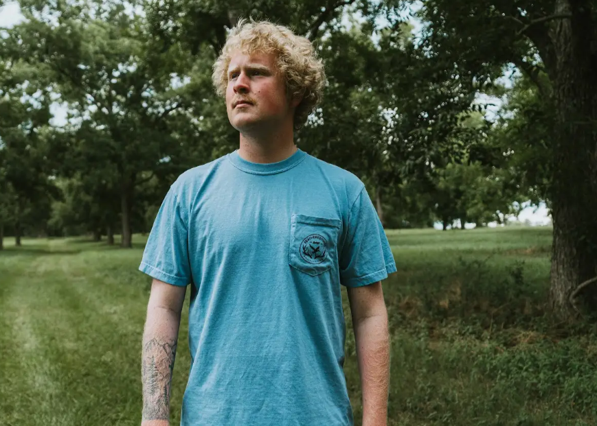 Bouncy Buck Pocket Tee